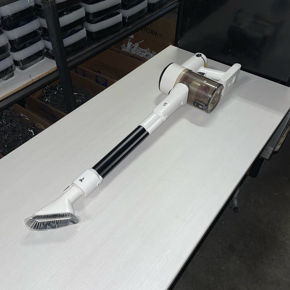 White Cordless Vacuum Cleaner 10 in 1
NEQUARE S25PRO - Picture 1 of 8